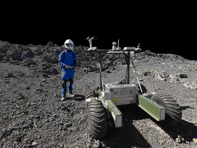 Moon_Gallery_05